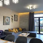 Panorama Mountain Chalet *