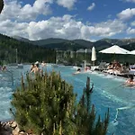Panorama Mountain